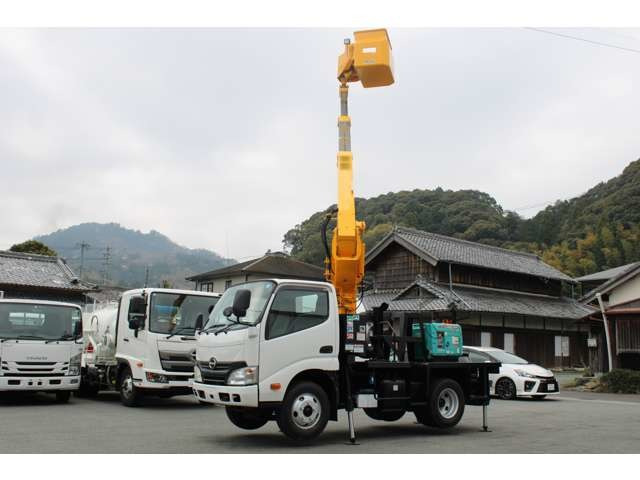 デュトロ 高所作業車 電工仕様 AT-100