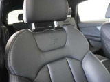 ご納車前に行います点検100項目におきまして、専用のテスターやツールを用いて細かな診断を行います。
