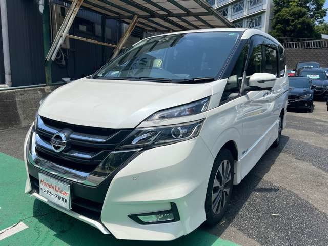 セレナ 2.0 ハイウェイスター Vセレクション 