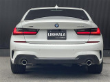 3シリーズセダン 320d Mスポーツ 4WD 本革シート