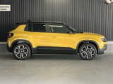 Jeepで最もコンパクトサイズボディのモデルです。
