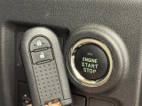 気になる車はすぐにお問い合わせください!画面右側の0066から始まる無料ダイヤルからお問い合わせ下さい!専門スタッフがお車のご質問にお答えいたします!
