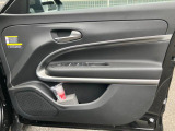 運転席ドアになります。