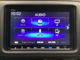 ナビゲーションはフルセグTV対応のGathers純正メモリーナビを搭載しています。Bluetoothオーディオ機能がありますので、スマートフォンなどの音楽も再生できます。