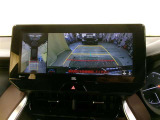 車庫入れなどでバックする際に後方確認ができて便利です。車庫入れ苦手な人もこれで安心!!