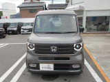 N-VAN +スタイル ファン 4WD 