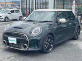 気になる車はすぐにお問い合わせください!画面右側の0066から始まる無料ダイヤルからお問い合わせ下さい!専門スタッフがお車のご質問にお答えいたします!