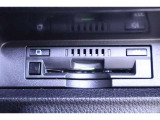 すっきりとインストールされた純正ビルトインETCはすっきり収まって使いやすさバッチリです
