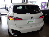 第二展示場にも多数のBMWをラインナップ!ご来店の際はBMW本店(厚木市下荻野140-1)に一度ご来店ください!☆関東運輸局認証工場 自動車分解整備事業2-6030☆プッシュプル式板金塗装ブース完備☆