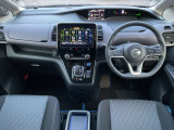 セレナ 1.2 e-POWER ハイウェイスター V アーバンクロム 