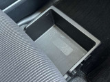 助手席シートアンダーボックス☆MAX2kgまで載せれます☆