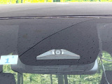 【トヨタセーフティセンス】走行中に前方の車両等を認識し、衝突しそうな時は警報とブレーキで衝突回避と被害軽減をアシスト。より安全にドライブをお楽しみいただけます。