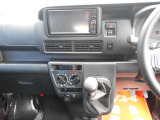 運転席操作部全体になります!色の剥げなどなく綺麗です!ぜひ一度ご来店になり実車をご覧ください!もちろん遠方のお客様からのお問い合わせも大歓迎です!