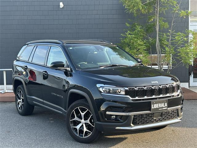 コマンダー 2.0 リミテッド ディーゼル 4WD 本革シート