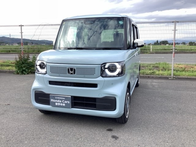 N-BOX ファッションスタイル 4WD 