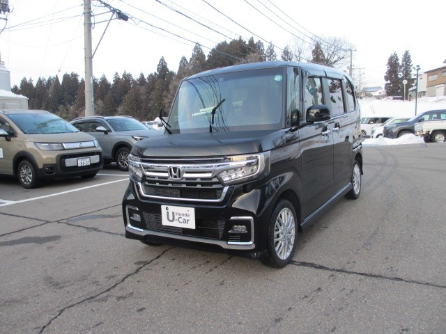 N-BOXカスタム L ターボ 4WD 