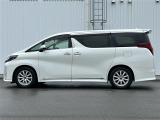 みなさまのお車選びのお手伝いをさせてください!スタッフ一同心よりご来店、お問い合わせをお待ちしております!
