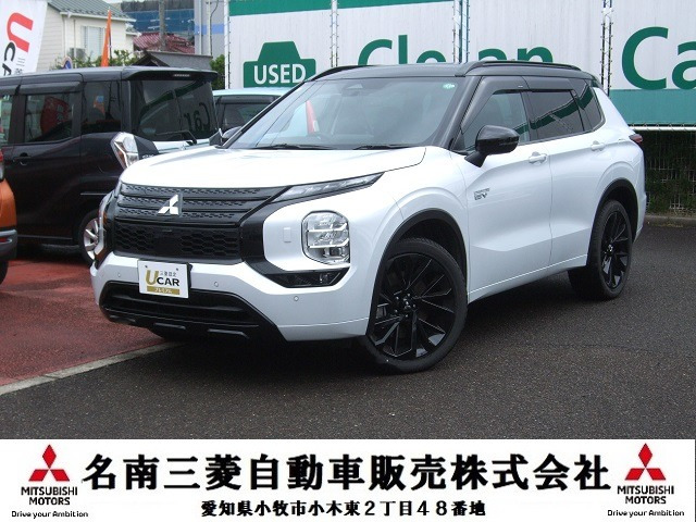 アウトランダー PHEV 2.4 ブラック エディション 4WD 
