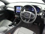 XC40 プラス B3 