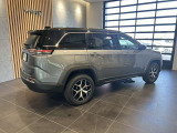 コマンダー 2.0 リミテッド ディーゼル 4WD 