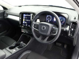 XC40 T4 モメンタム 