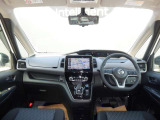 セレナ 1.2 e-POWER ハイウェイスター V 