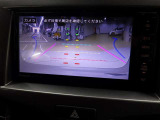 バックガイドモニターで、後方を確認しながら安心して駐車することができます。運転初心者も熟練者も必須の機能ですよ!