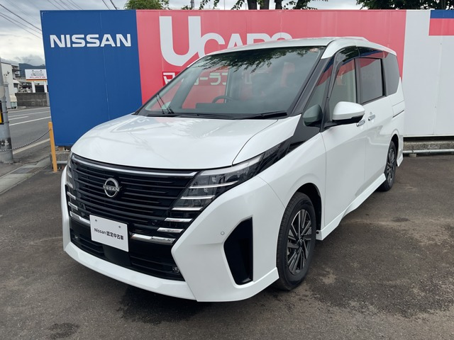 セレナ 1.4 e-POWER ハイウェイスター V 