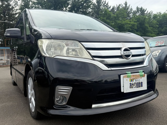 セレナ 2.0 ハイウェイスター S-HYBRID 
