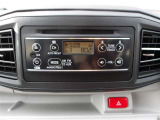 見方が分からないときは、どんなことでも中古車選びのプロであるスタッフにおたずねください。