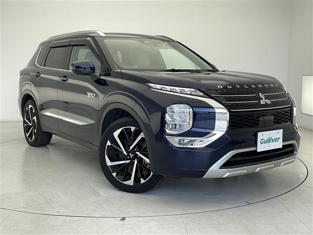 アウトランダー PHEV 2.4 P 4WD 本革シート