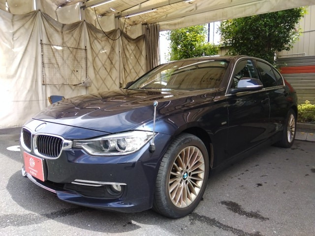 3シリーズセダン 320d ブルーパフォーマンス 