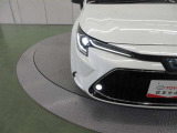 1灯の光源でハイ・ローを切り替えられるBi-Beam LEDランプ。通常ランプの2倍以上明るくロングライフです。