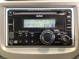 純正CDチューナーにはUAB端子とAUX入力端子がついてますので外部入力から音楽などを楽しめます。