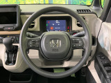 【ステアリングスイッチ】運転中、前方から目線をそらすことなく、オーディオ等の操作が可能な便利機能!安心&快適なドライブを演出してくれます♪