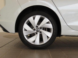 スタイル専用17インチアルミホイール タイヤサイズ225/45R17。