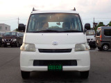 .埼玉県内で3店舗展開 本店 ミニバン〜MT車 セダン等 在庫50台 川越店 4WD・SUV専門店 在庫50台 グループ在庫150台以上