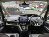 セレナ 1.2 e-POWER ハイウェイスター V 