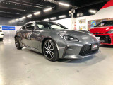86の中古車は、スポーツカーに乗りたい、運転を楽しみたい方に最適な1台。カスタマイズパーツも豊富で、ぜひ自分だけの1台を作り上げてください!