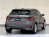 A1スポーツバック 25 TFSI Sライン 