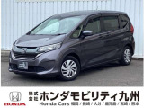 ガソリン車フリードG7人乗り、メモリーナビやスマートキー、ETCや電動スライドドア等装備です。