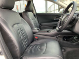 エンジンルームも綺麗に洗浄してから納車致します。普段あまり見ることが無い箇所だからこそ綺麗だと感動しますよね(*´▽`*)