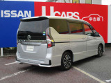 セレナ 2.0 ハイウェイスター V 