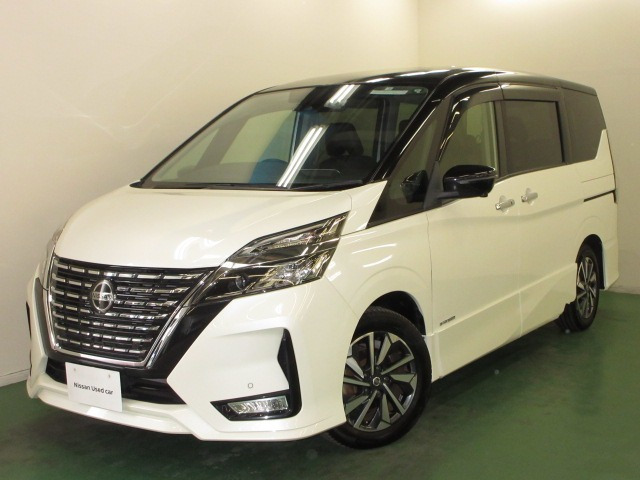 セレナ 2.0 ハイウェイスター V 