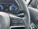 プロパイロット搭載。高速道路でドライバーに代わってアクセル、ブレーキ、ステアリングを自動制御します。