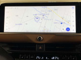 充実のオーディオ&ビジュアル機能にセンター通信型コネクティッドナビと車載ナビ機能も搭載。詳細は販売店スタッフまでおたずねください。