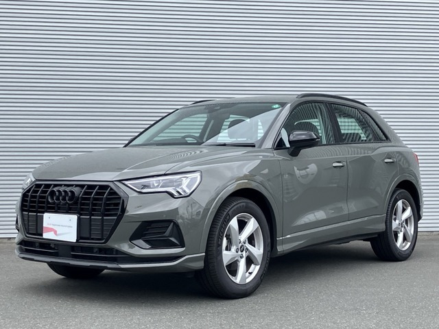 Q3 35 TFSI アドバンスド 