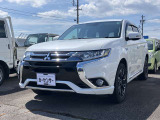 アウトランダーPHEV 2.0 G ナビパッケージ 4WD 