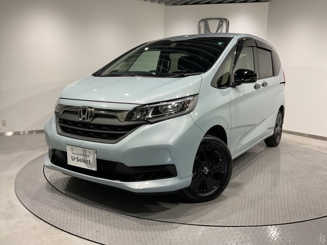 フリード 1.5 ハイブリッド G ブラックスタイル 4WD 