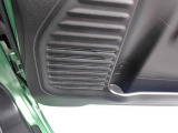 運転席側ドアスピーカーです。